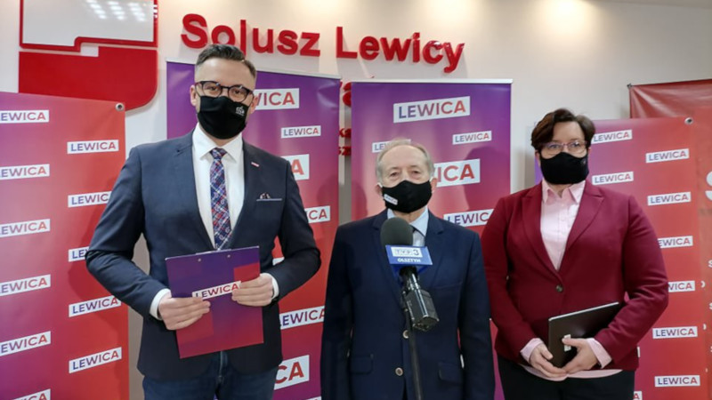 Olsztyn.com.pl : Działacze Lewicy podsumowali 2021 rok: ‘’Koronawirus rozłożył na łopatki rząd PiS-u’’